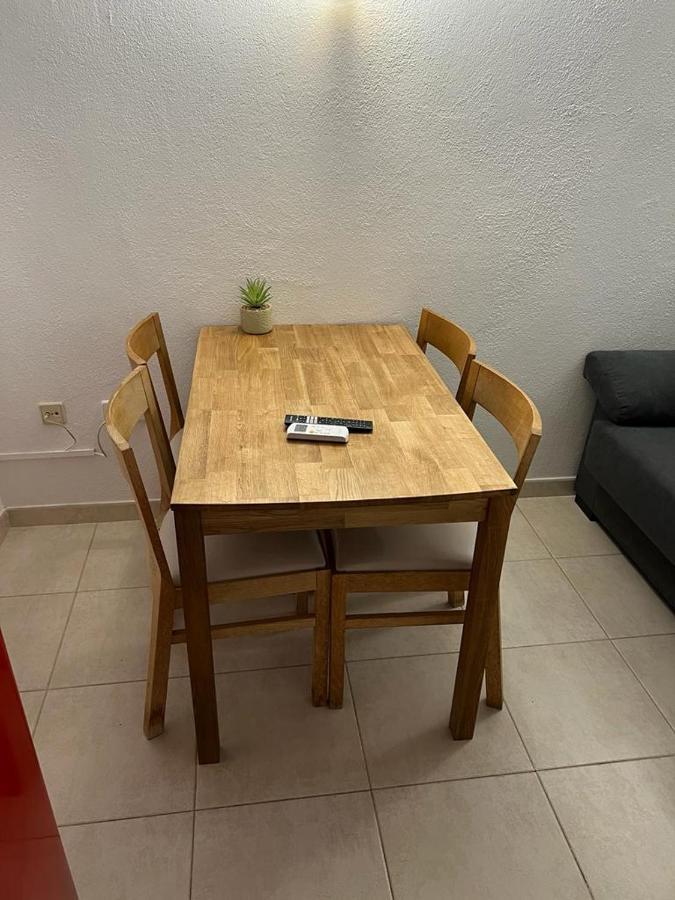 Apartament La Cova Peralada Zewnętrze zdjęcie